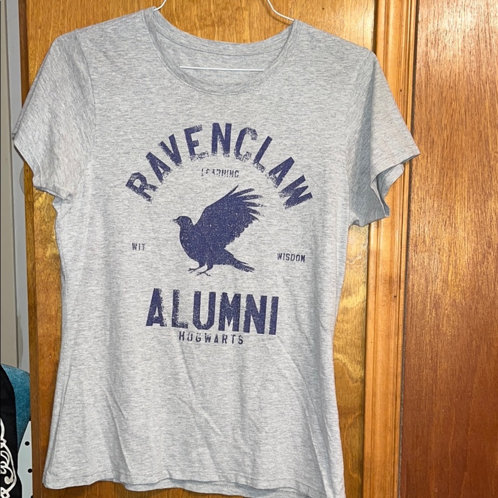 Ravenclaw Alumni Heather Gray Short Sleeve Tee